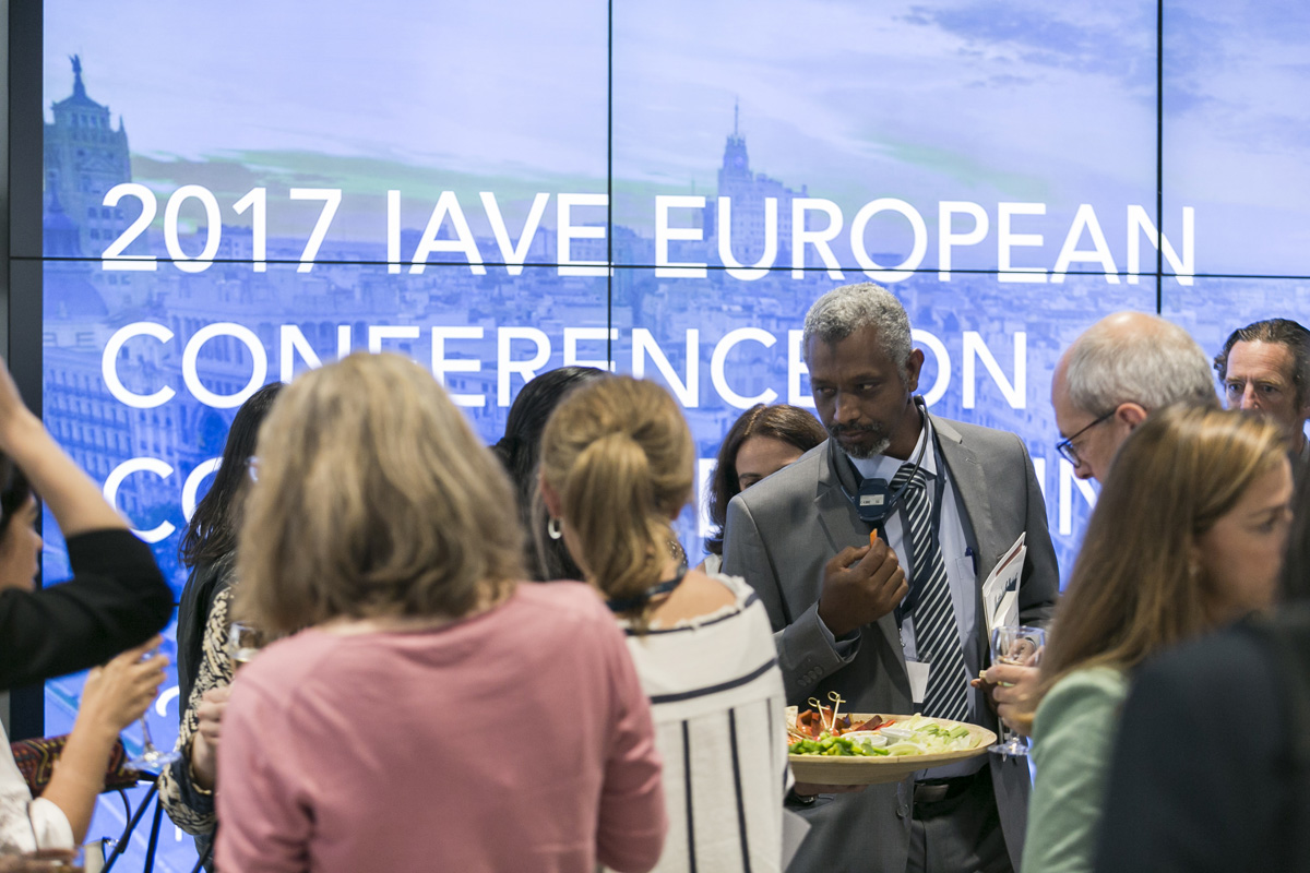 IAVE2017_08-09_05_2017