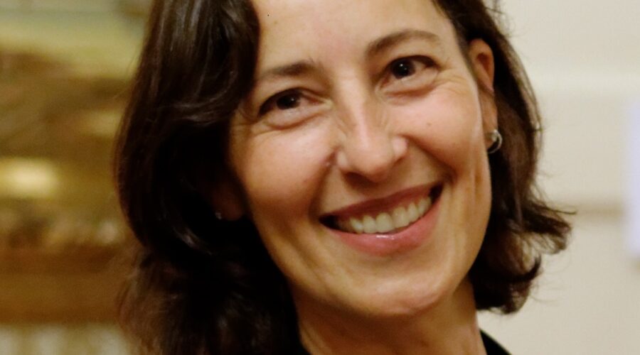 Eva Halper